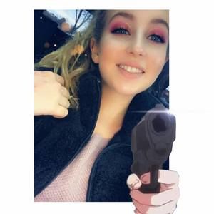 Meet your Posher, Breannah